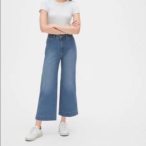 Gap High Rise Wide Leg Cropped Jeans